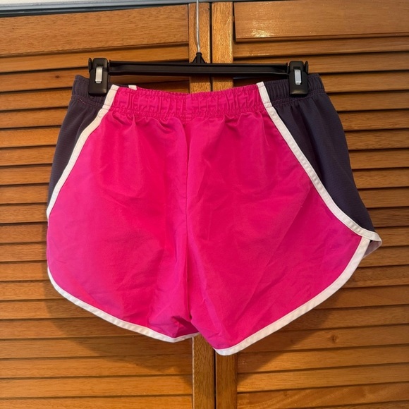 Danskin Women’s Dancer Pink & Grey Athletic Shorts Sz S - Picture 4 of 5